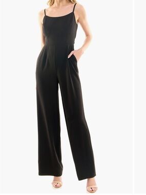 NWT Socialite Sleeveless Stretch Wide Leg Jumpsuit